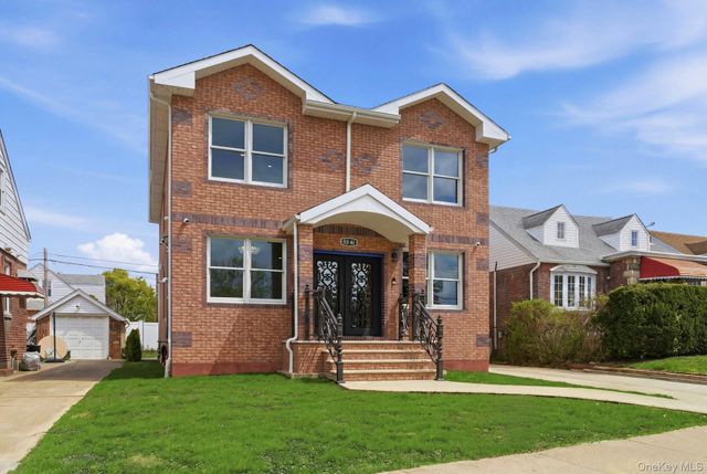 83-41 Little Neck Parkway, Glen Oaks, NY 11004