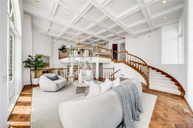 245 Crescent Bay Drive, Laguna Beach, CA 92651