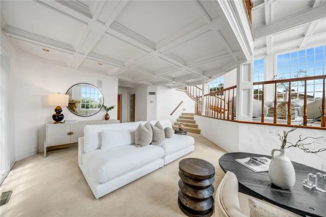 245 Crescent Bay Drive, Laguna Beach, CA 92651