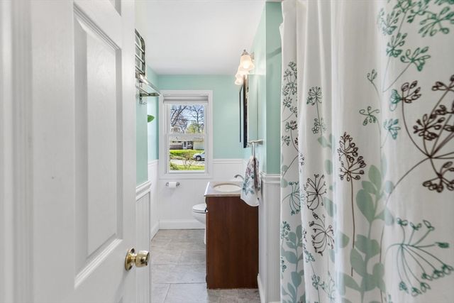52 Coolidge Rd, Danvers, MA 01923