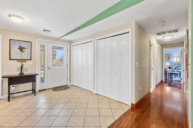 52 Coolidge Rd, Danvers, MA 01923