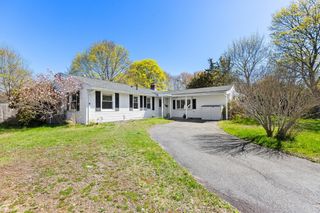 52 Coolidge Rd, Danvers, MA 01923