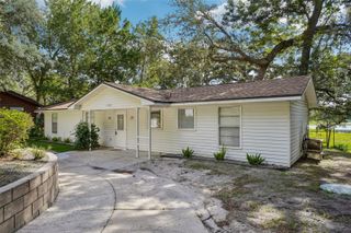 5989 SE 159TH COURT, Ocklawaha, FL 32179