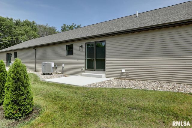 2821 N 23RD Street, Quincy, IL 62305