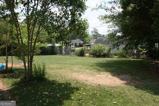 222 Beechwood Circle, Lagrange, GA 30240