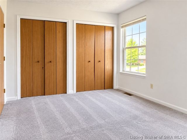 4207 Glenbrook W, New Albany, IN 47150