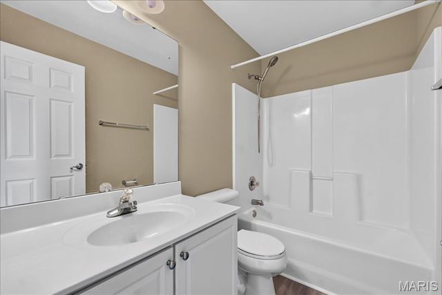 42 Scarlet Meadows Court, O'fallon, MO 63366
