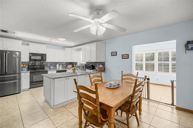 8412 SW 93RD PLACE D, Ocala, FL 34481