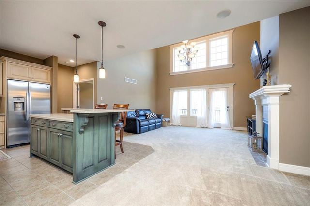 15924 Buena Vista Street, Overland Park, KS 66085