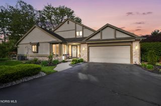 6911 Milrose Lane, Toledo, OH 43617
