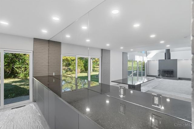 1116 Inner Circle Drive, Forest Park, OH 45240