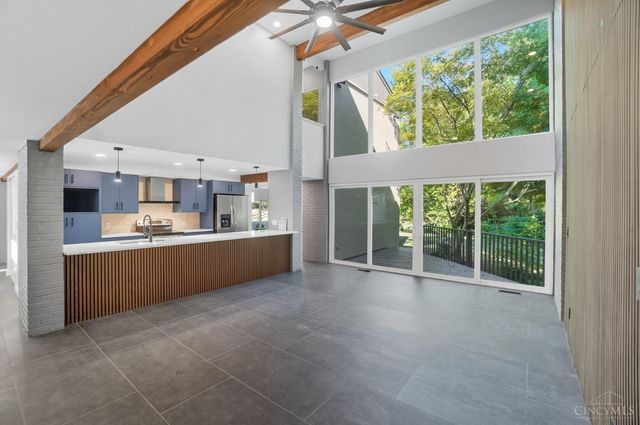 1116 Inner Circle Drive, Forest Park, OH 45240