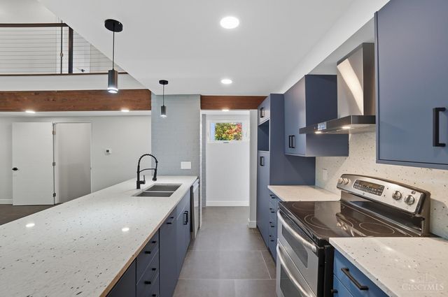 1116 Inner Circle Drive, Forest Park, OH 45240