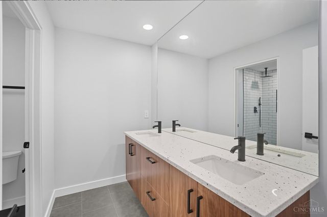 1116 Inner Circle Drive, Forest Park, OH 45240