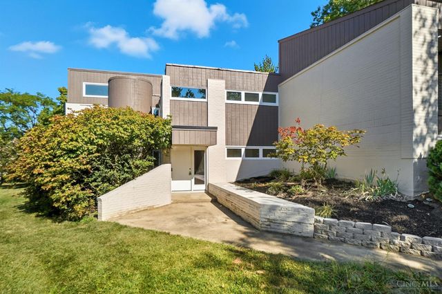 1116 Inner Circle Drive, Forest Park, OH 45240