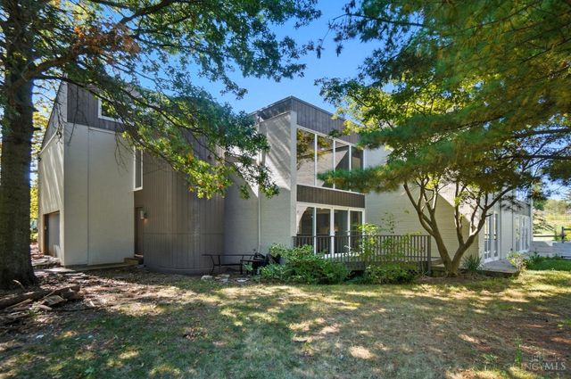 1116 Inner Circle Drive, Forest Park, OH 45240