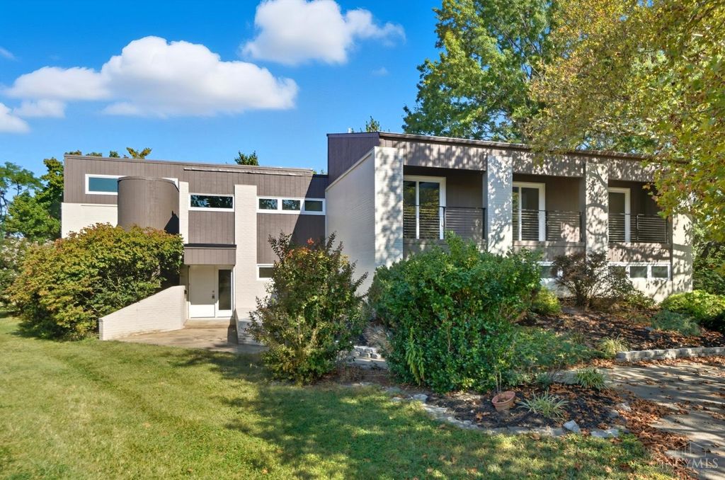 1116 Inner Circle Drive, Forest Park, OH 45240