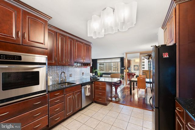 1901 JOHN F KENNEDY BLVD #2217-18