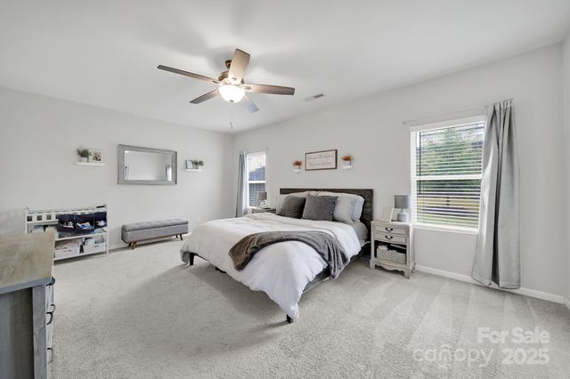 4115 Stockbrook Drive, Charlotte, NC 28215