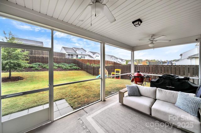 4115 Stockbrook Drive, Charlotte, NC 28215