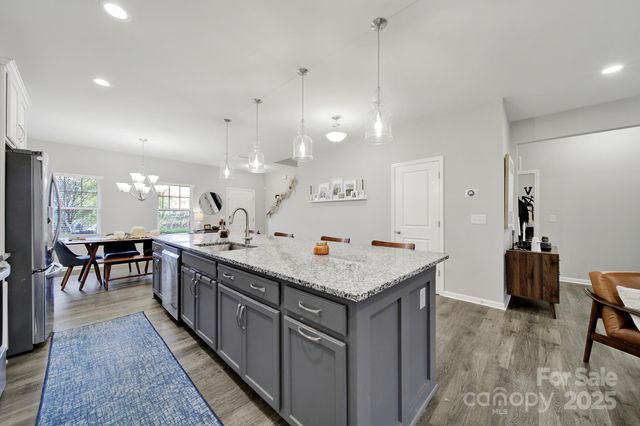 4115 Stockbrook Drive, Charlotte, NC 28215