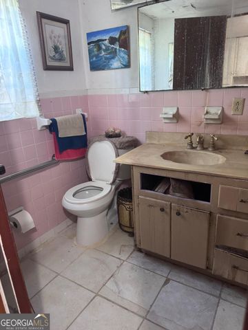 611 S Bead Street, Alma, GA 31510
