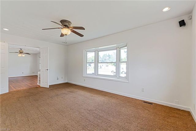 116 Twin Oaks DR, Hampton, VA 23666