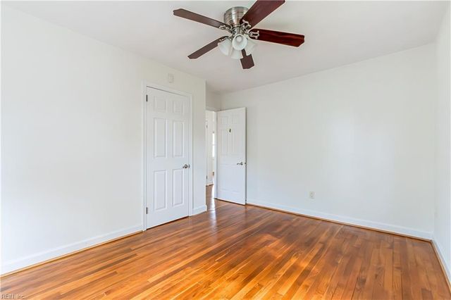 116 Twin Oaks DR, Hampton, VA 23666