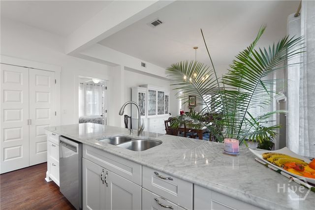 743 E 40th Street, Savannah, GA 31401