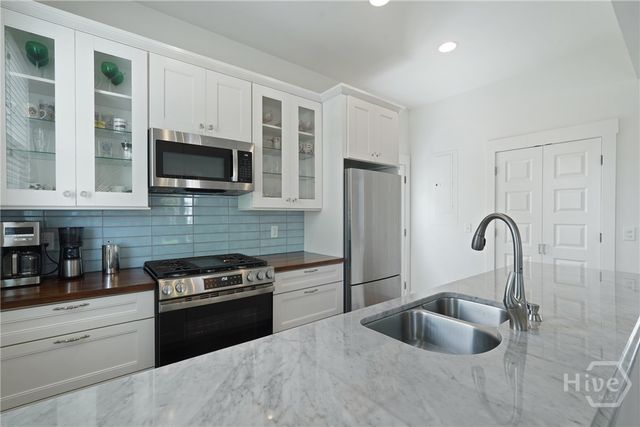 743 E 40th Street, Savannah, GA 31401