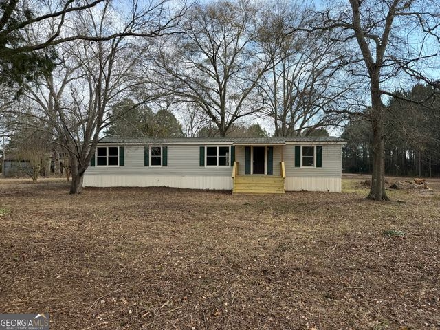 9486 Third District Road, Unadilla, GA 31091