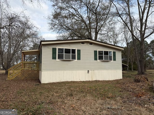 9486 Third District Road, Unadilla, GA 31091