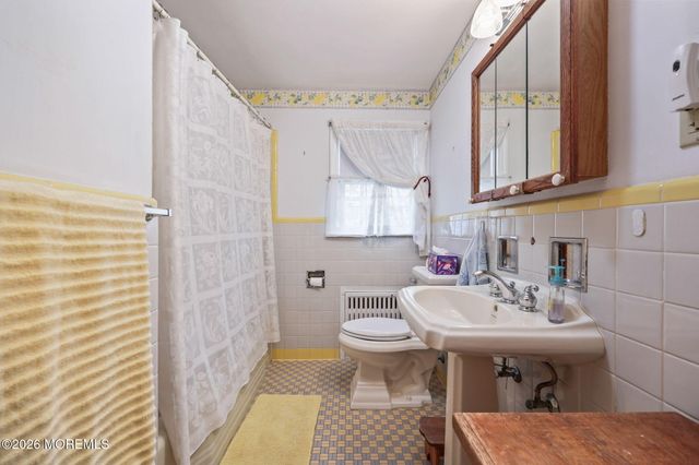 733 3rd Street, Dunellen, NJ 08812