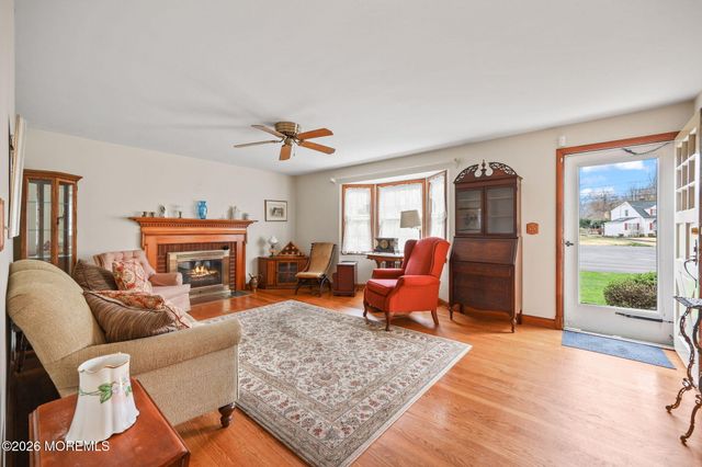 733 3rd Street, Dunellen, NJ 08812