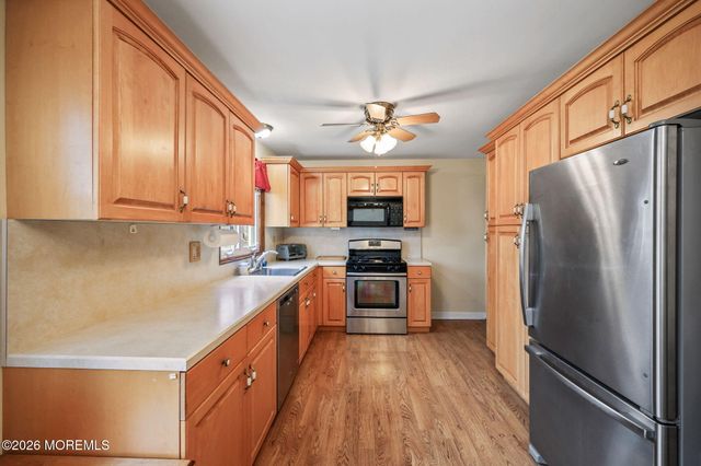 733 3rd Street, Dunellen, NJ 08812