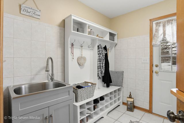 17050 Kerry Avenue, Orland Park, IL 60467