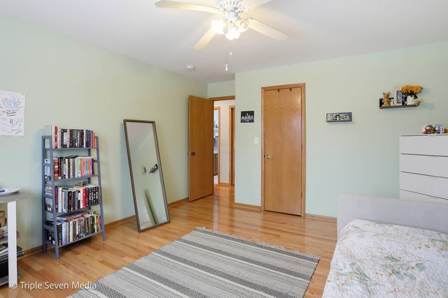 17050 Kerry Avenue, Orland Park, IL 60467