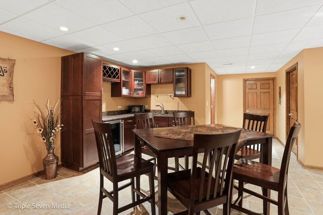 17050 Kerry Avenue, Orland Park, IL 60467