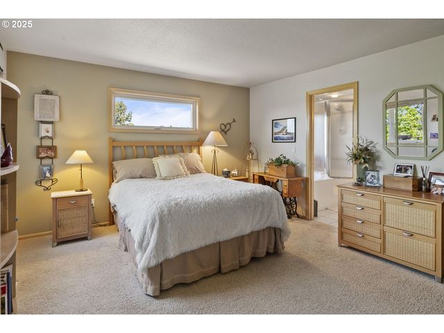1164 Sw PARRISH Ln, Powell Butte, OR 97753