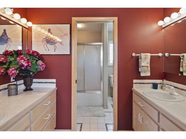 1164 Sw PARRISH Ln, Powell Butte, OR 97753