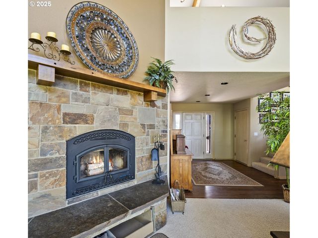 1164 Sw PARRISH Ln, Powell Butte, OR 97753