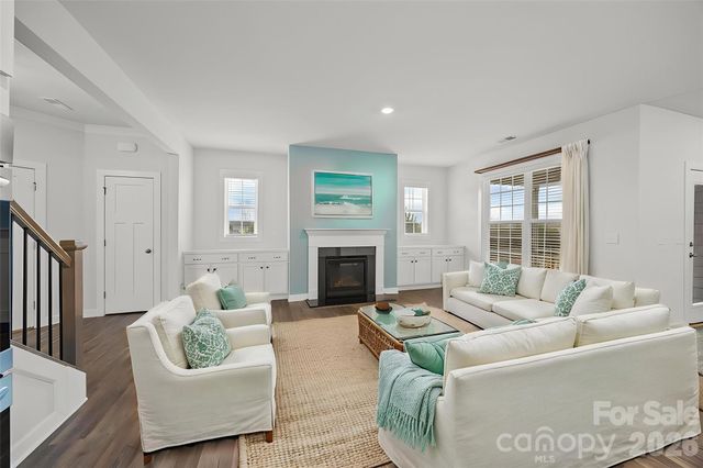 19823 Davidson Concord Road, Davidson, NC 28036