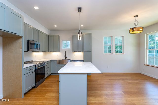 1511 E Lane Street, Raleigh, NC 27610
