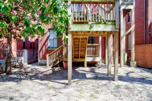 1444 S 2nd St, Louisville, KY 40208