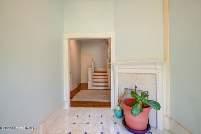 1444 S 2nd St, Louisville, KY 40208