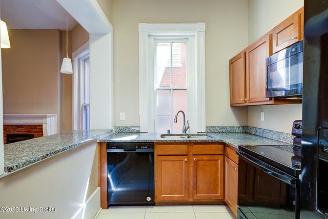 1444 S 2nd St, Louisville, KY 40208