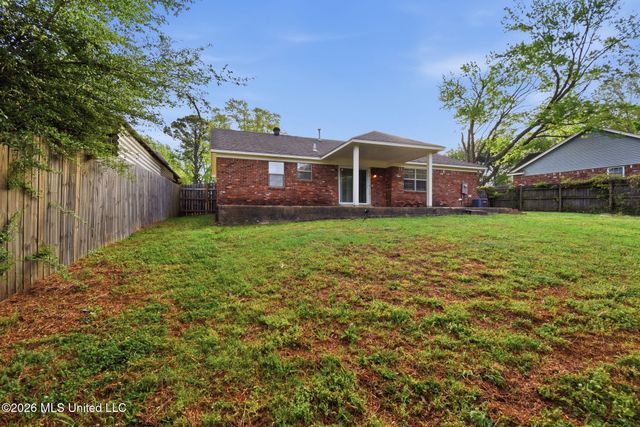 727 Thornwood Drive, Southaven, MS 38671