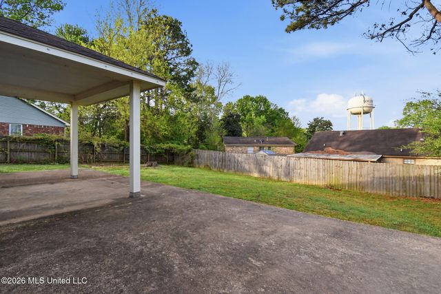 727 Thornwood Drive, Southaven, MS 38671