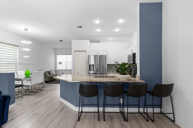 625 Bald Cypress Rd, Weston, FL 33327