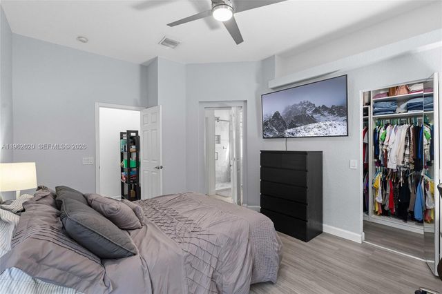 625 Bald Cypress Rd, Weston, FL 33327